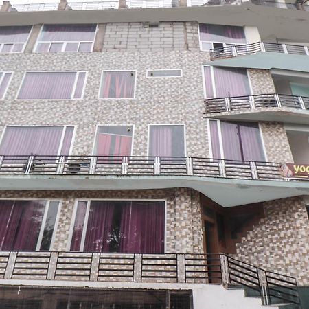 Oyo 69402 Yogeshwar Dhaam Hotel Vrindāvan Eksteriør billede