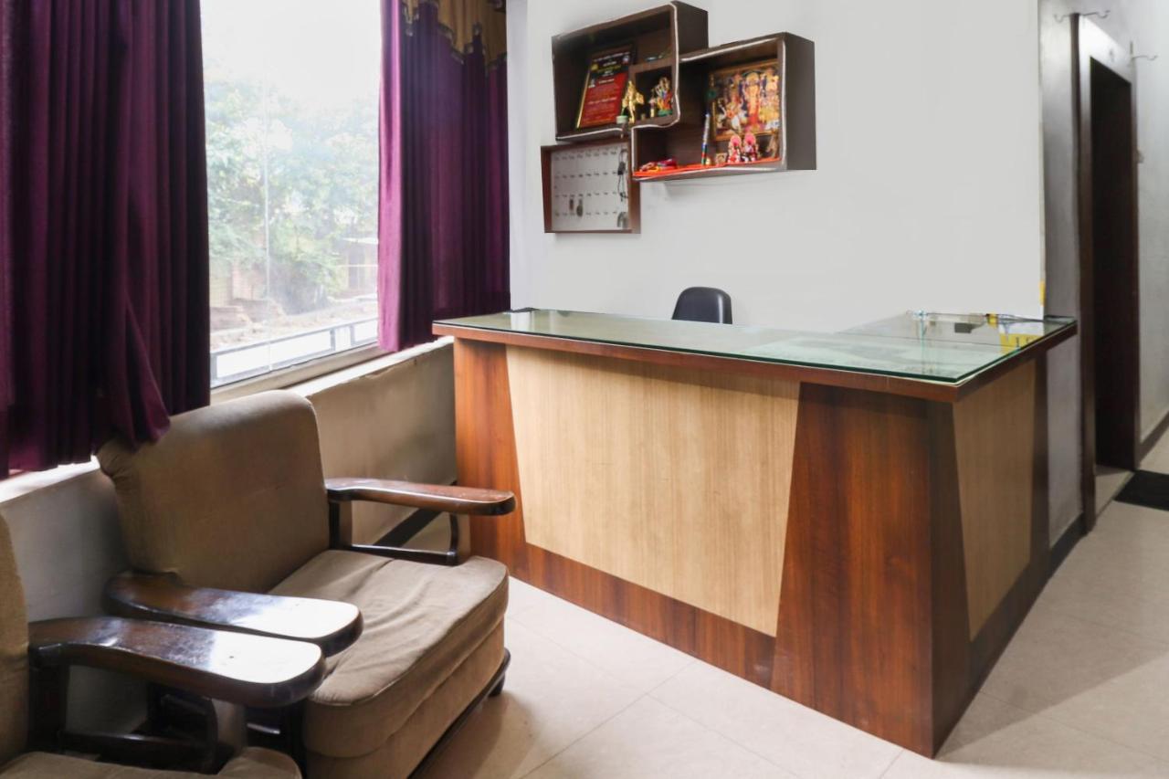 Oyo 69402 Yogeshwar Dhaam Hotel Vrindāvan Eksteriør billede