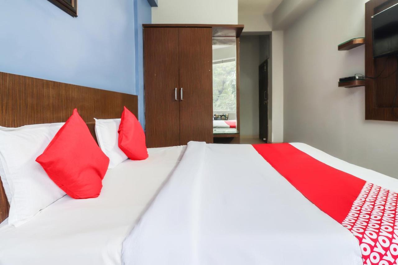 Oyo 69402 Yogeshwar Dhaam Hotel Vrindāvan Eksteriør billede