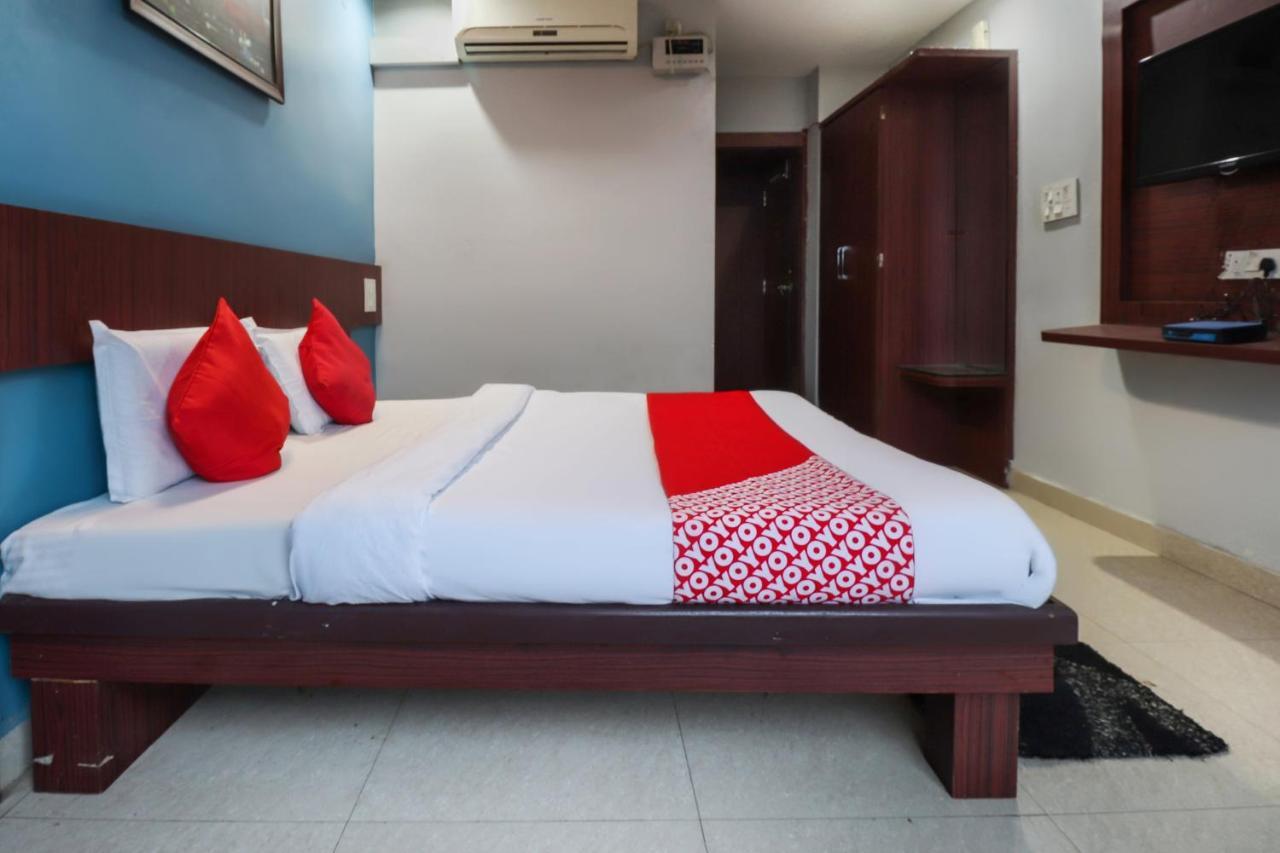 Oyo 69402 Yogeshwar Dhaam Hotel Vrindāvan Eksteriør billede