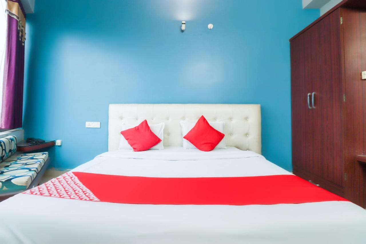 Oyo 69402 Yogeshwar Dhaam Hotel Vrindāvan Eksteriør billede