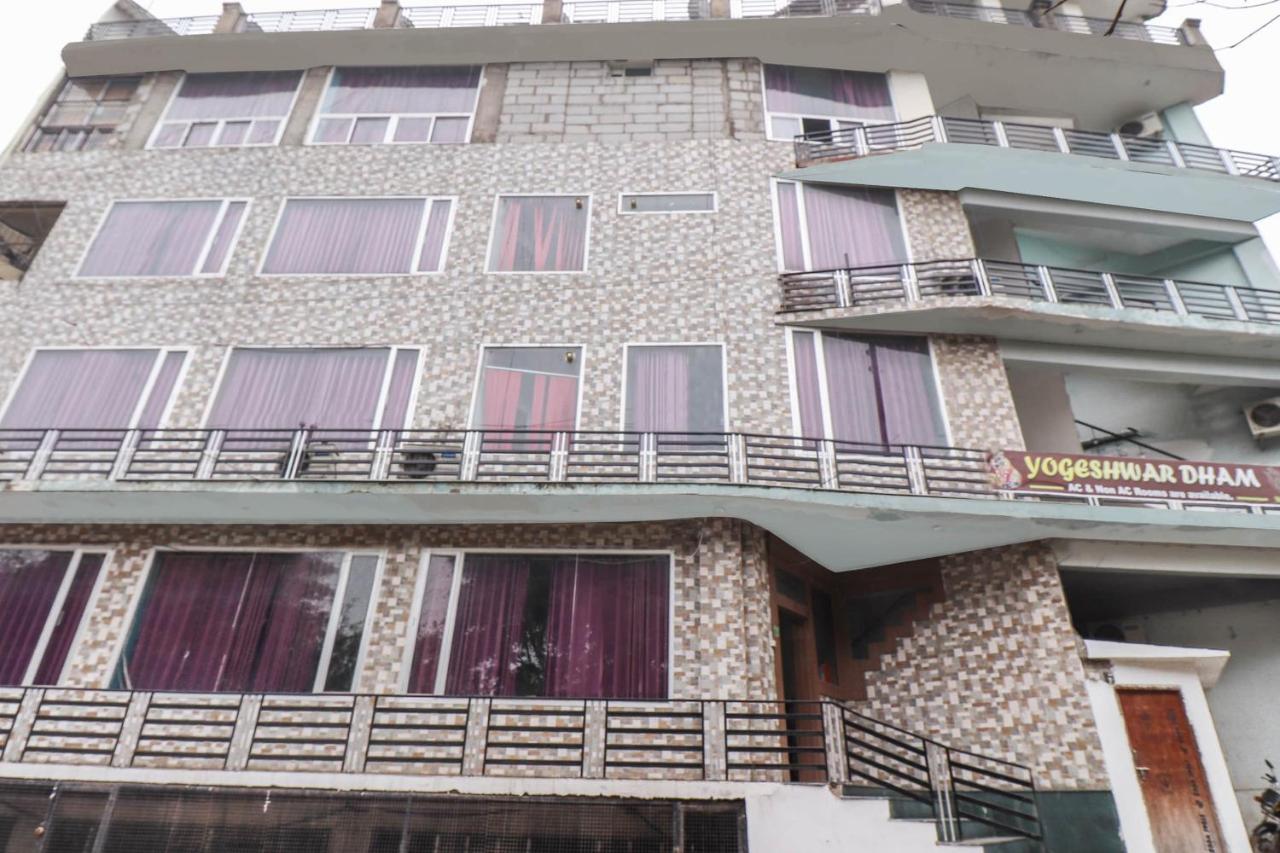 Oyo 69402 Yogeshwar Dhaam Hotel Vrindāvan Eksteriør billede